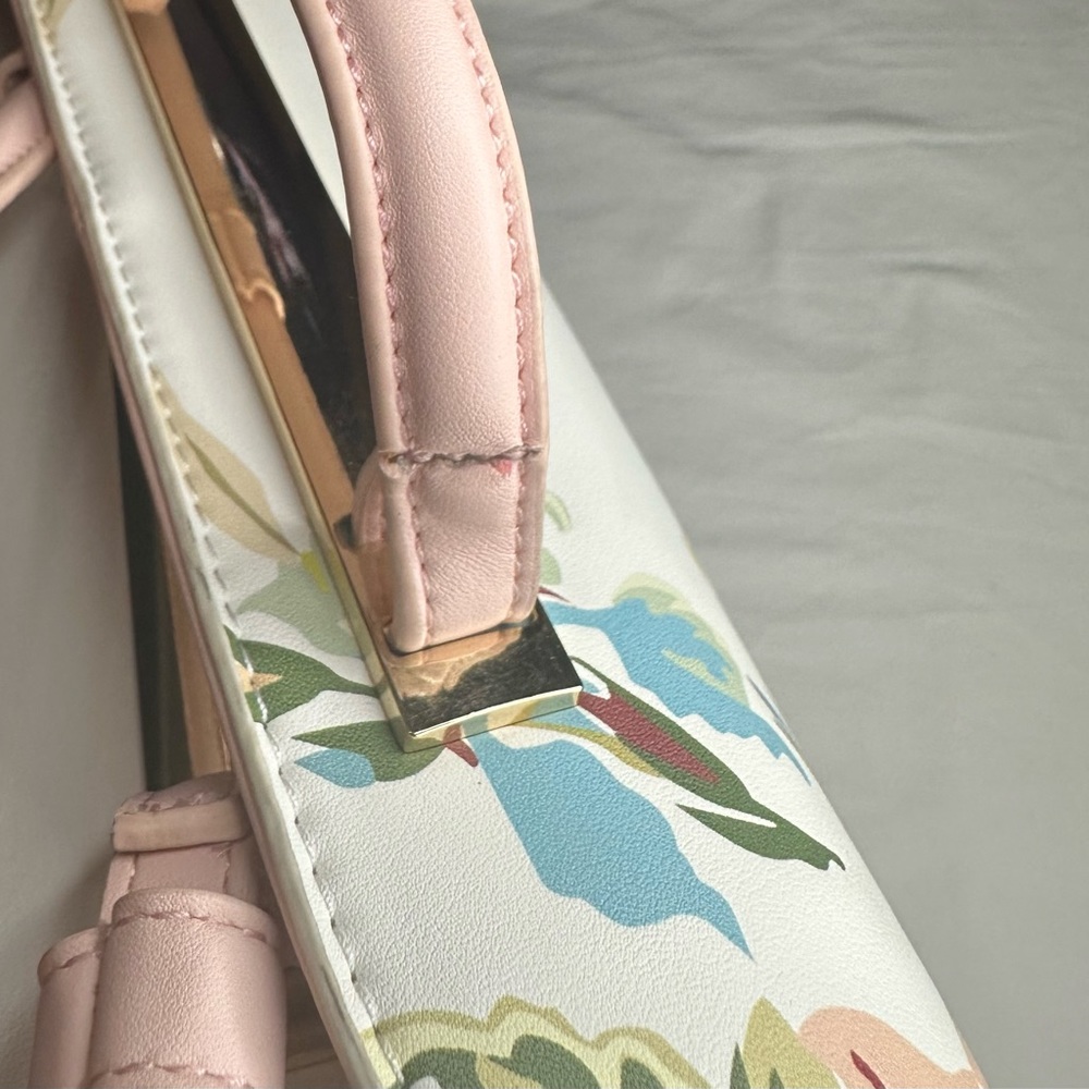 LP Tassel Accent Flower Print Satchel - Picture 8 of 9